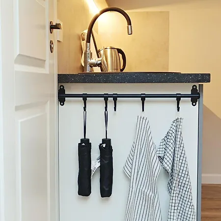 Tihase Tiny House With Free Bike Use شقة